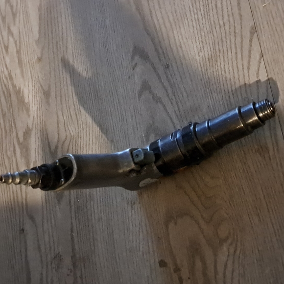 Compressed air screw gun - Picture 5 of 5